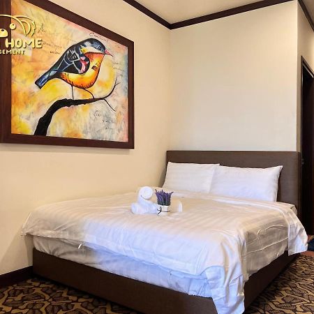 Riviera Hotel By Owner Malacca Ngoại thất bức ảnh